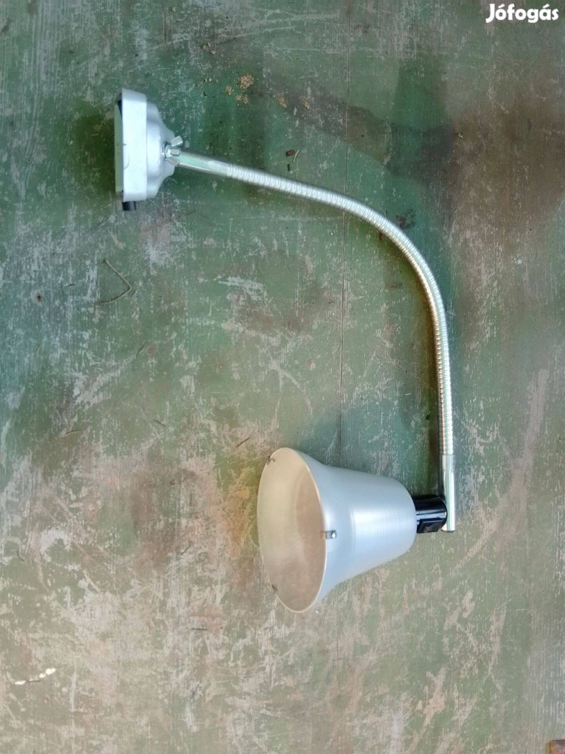 Új rugalmasan állítható eszterga lámpa műhely lámpa eladó