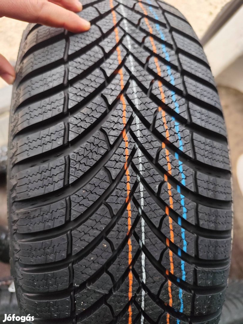 Új semperit 215/50 r16 téligumi 