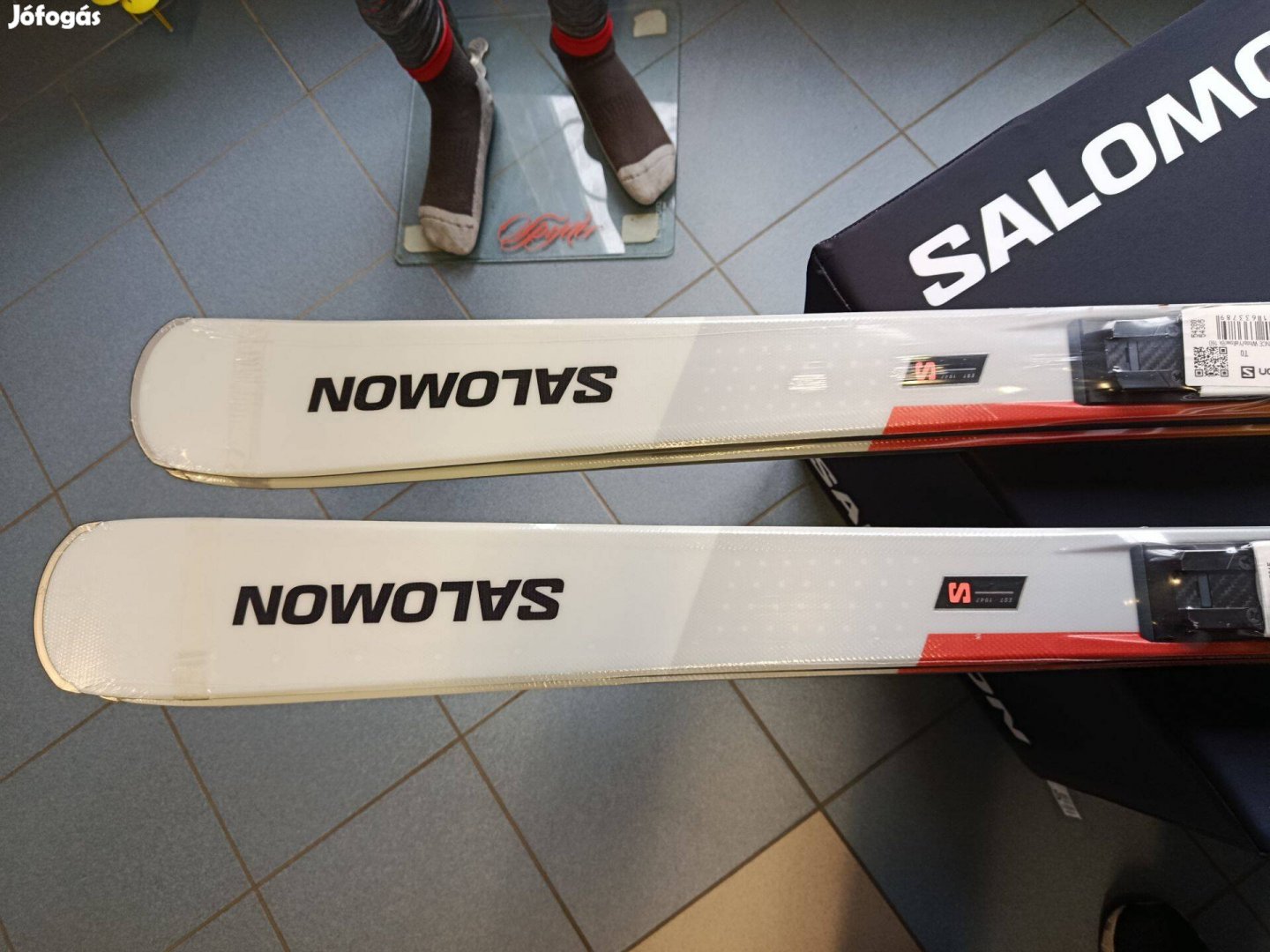Új síléc Salomon Smax kötéssel