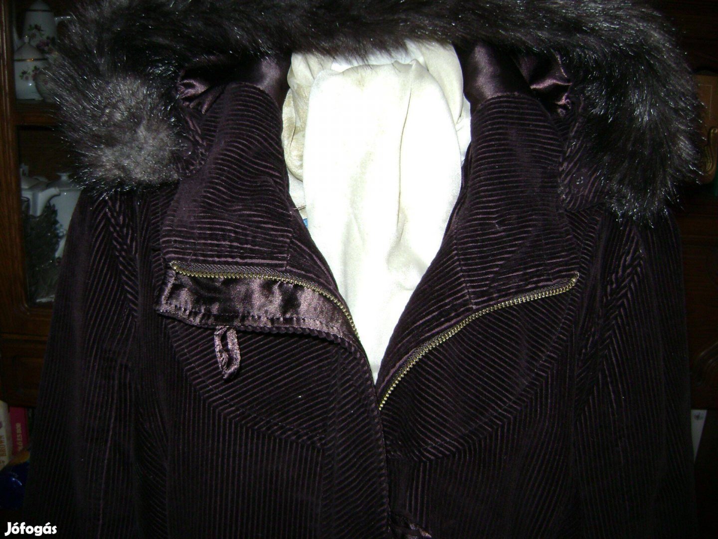 Új sötétbarna kordbársony női kapucnis kabát 2XL
