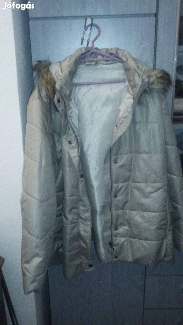 Új steppelt női kabát (XXL) olcsón