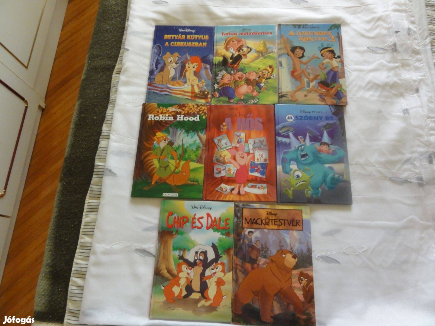 Új szerű állapotban Diney könyvek 1500 ftdb