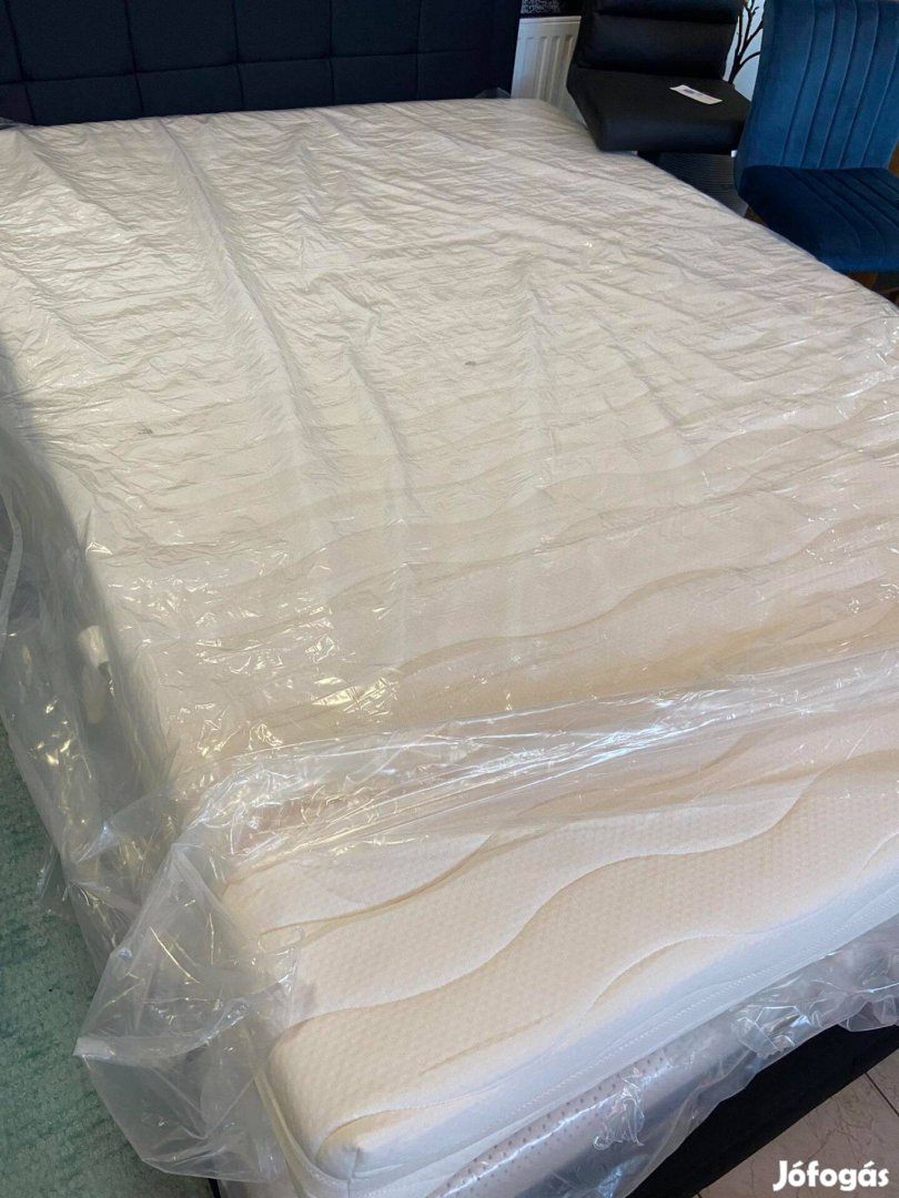 Új szivacs matrac 140x200 cm
