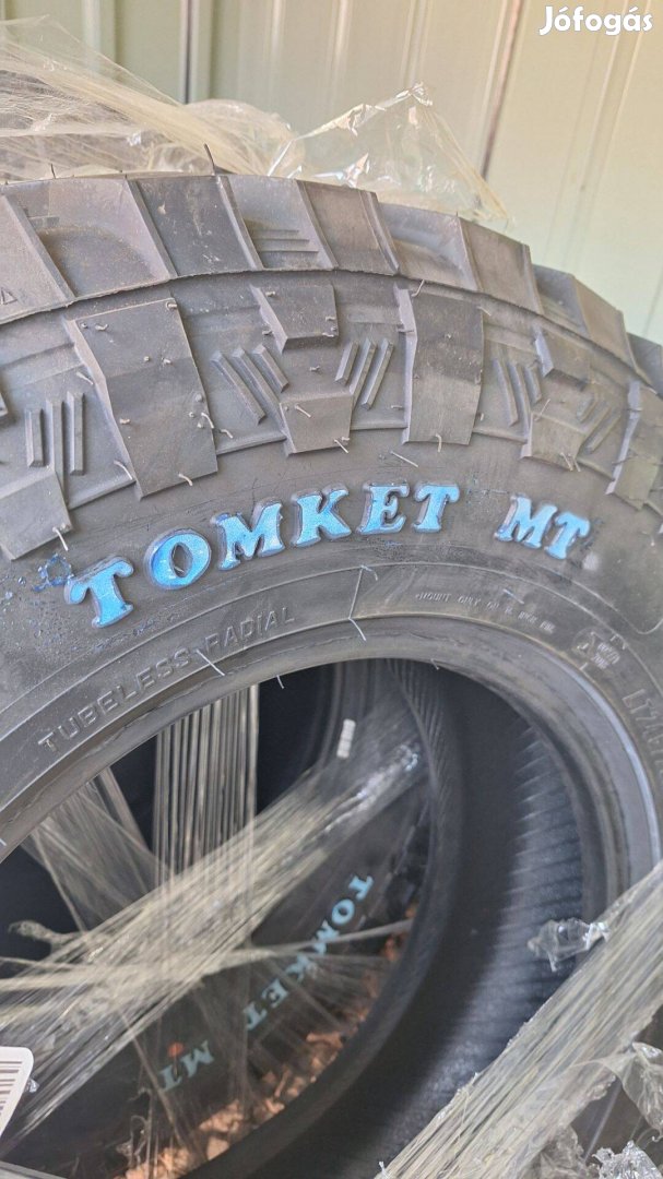 Új terepgumik 245/75R16