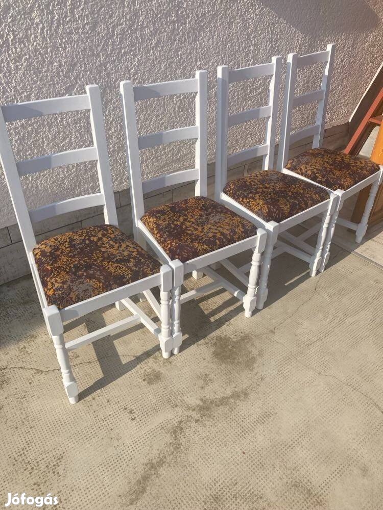 Új tömörfából készült székek