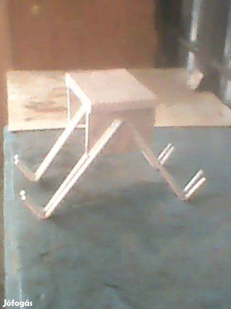 Új vas űlö eladó