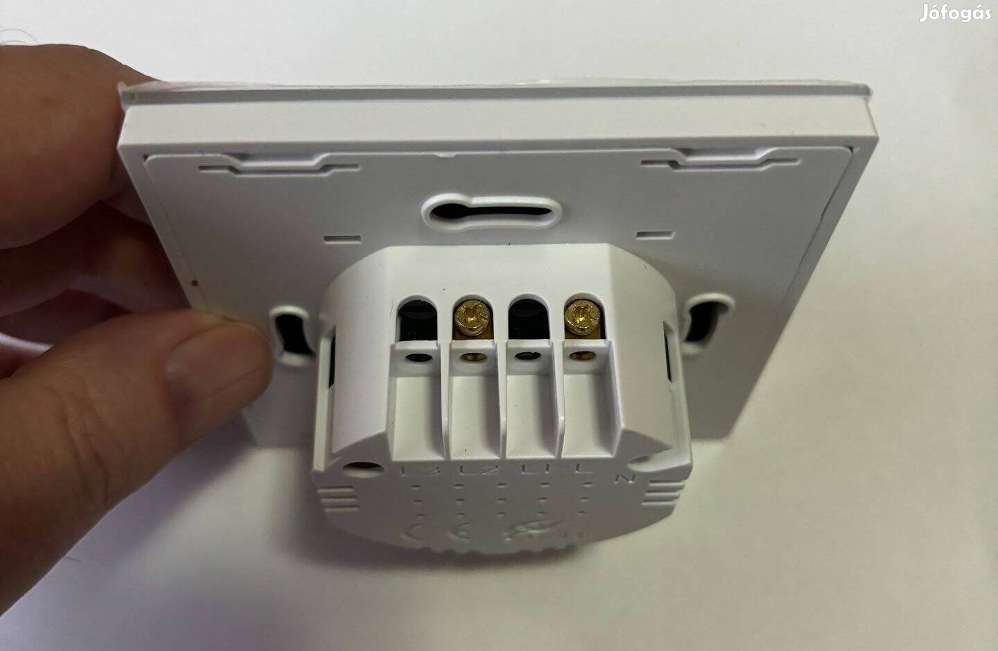 Új villanykapcsoló Wi-Fi, Tuya, Smartlife