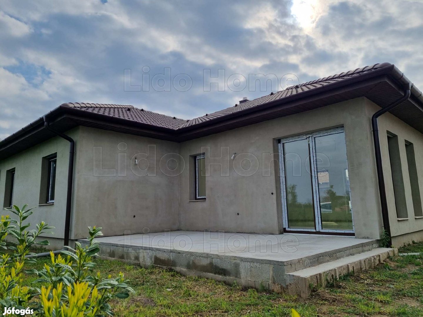 Újépítésű családi ház Balatonszabadin eladó