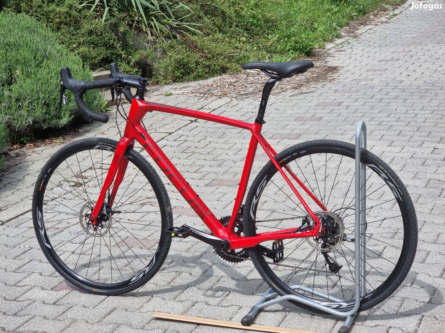 Újsz. Focus karbon endurence outi lightos gravel Rival hydro Papralane