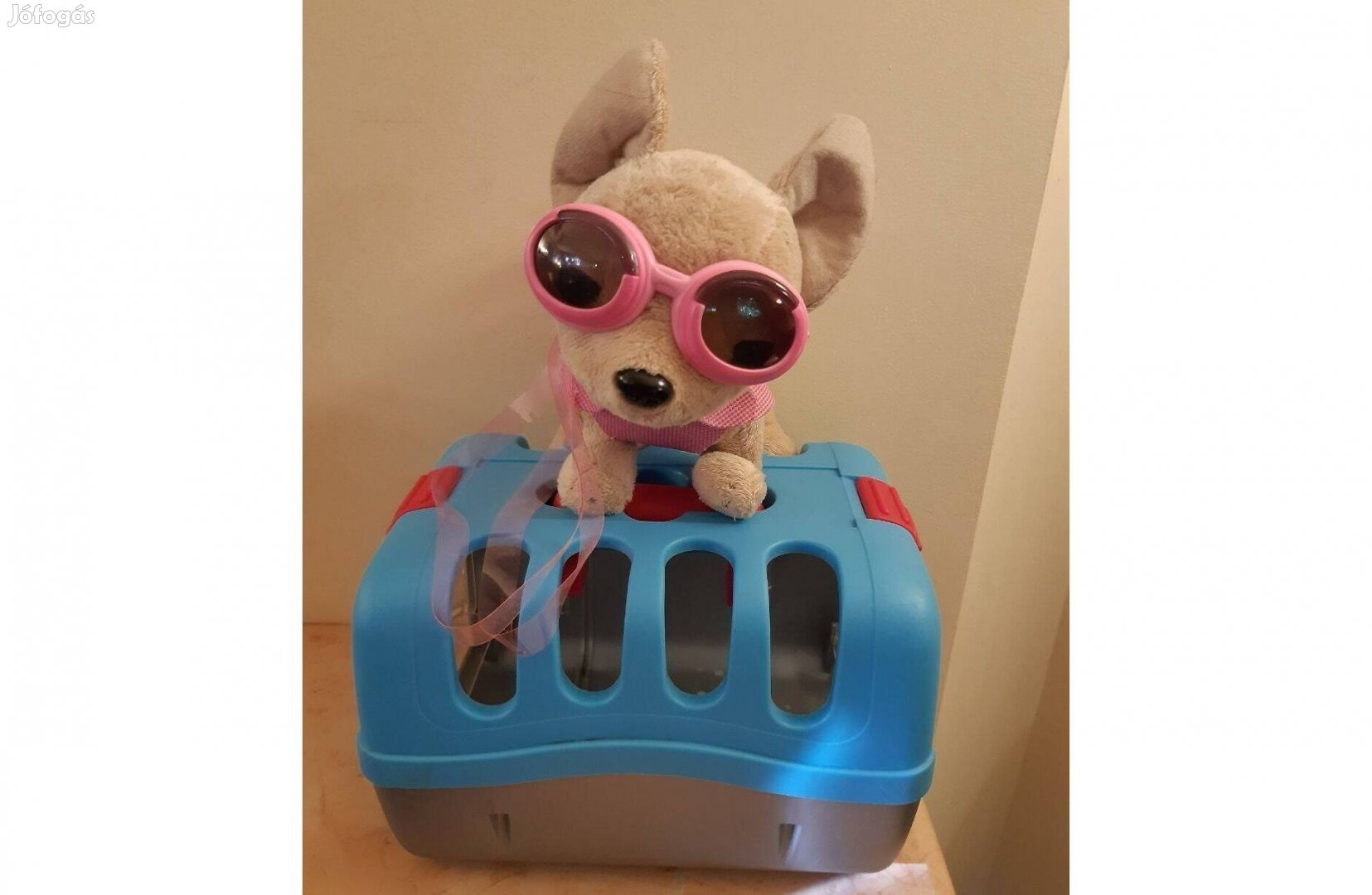 Újsz. Simba Chi Chi Love napszemüveges plüss kutya műanyag hordozóval