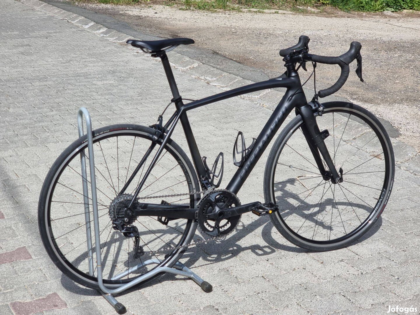 Újsz.felső kat. Specialized Tarmac karbon outi Full Shimano Ultegra