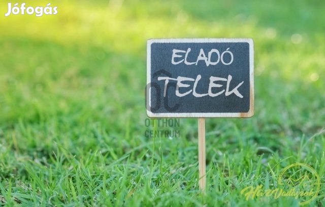 Újszászon építési telek eladó!