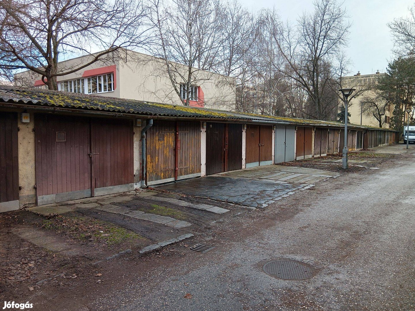 Újszegedi garázs ,Újszeged ,Odessza Baross utca Eladó