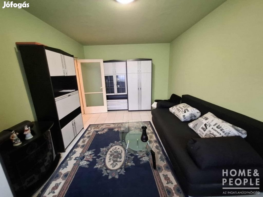 Újszegedi panellakás eladó! - Szeged