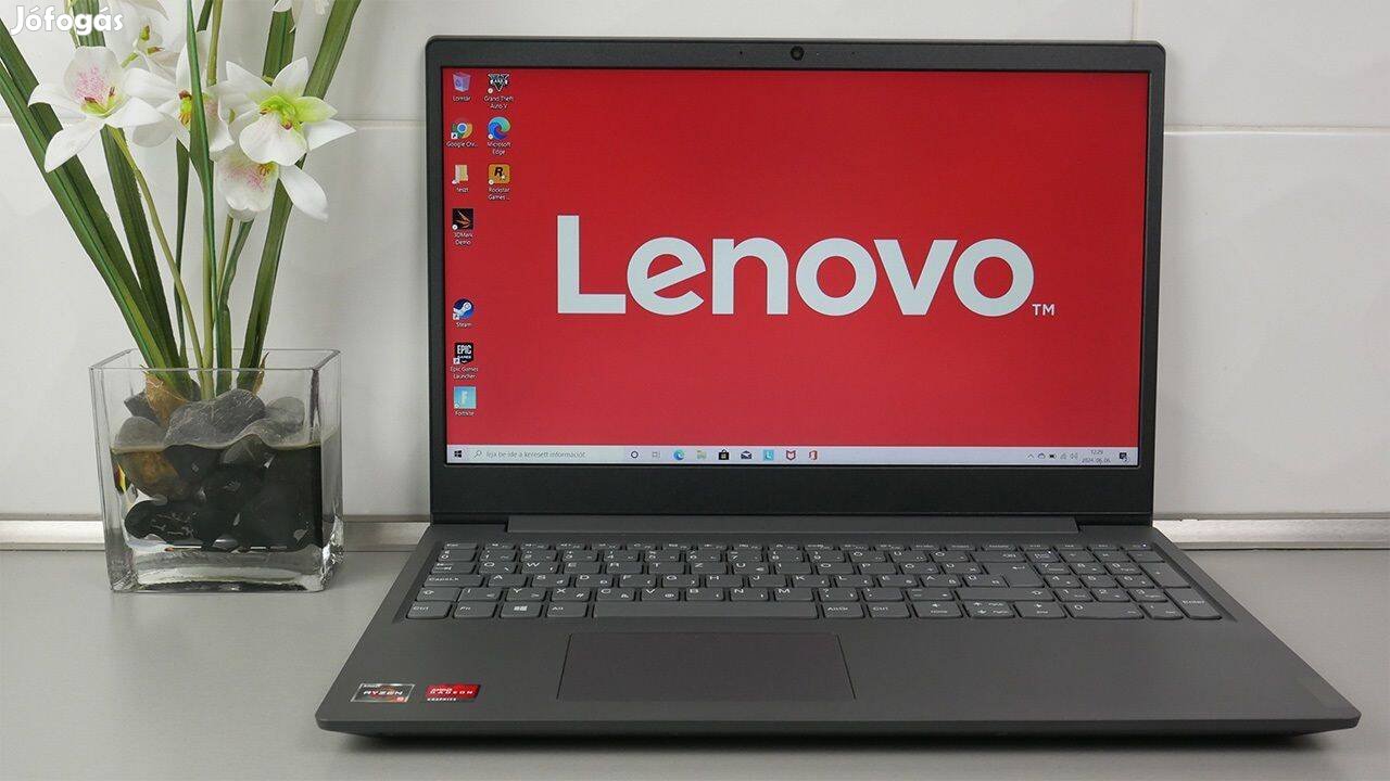 Újszerű 15.6" Lenovo laptop Intel Core i3, dedikált VGA, WIN, garancia