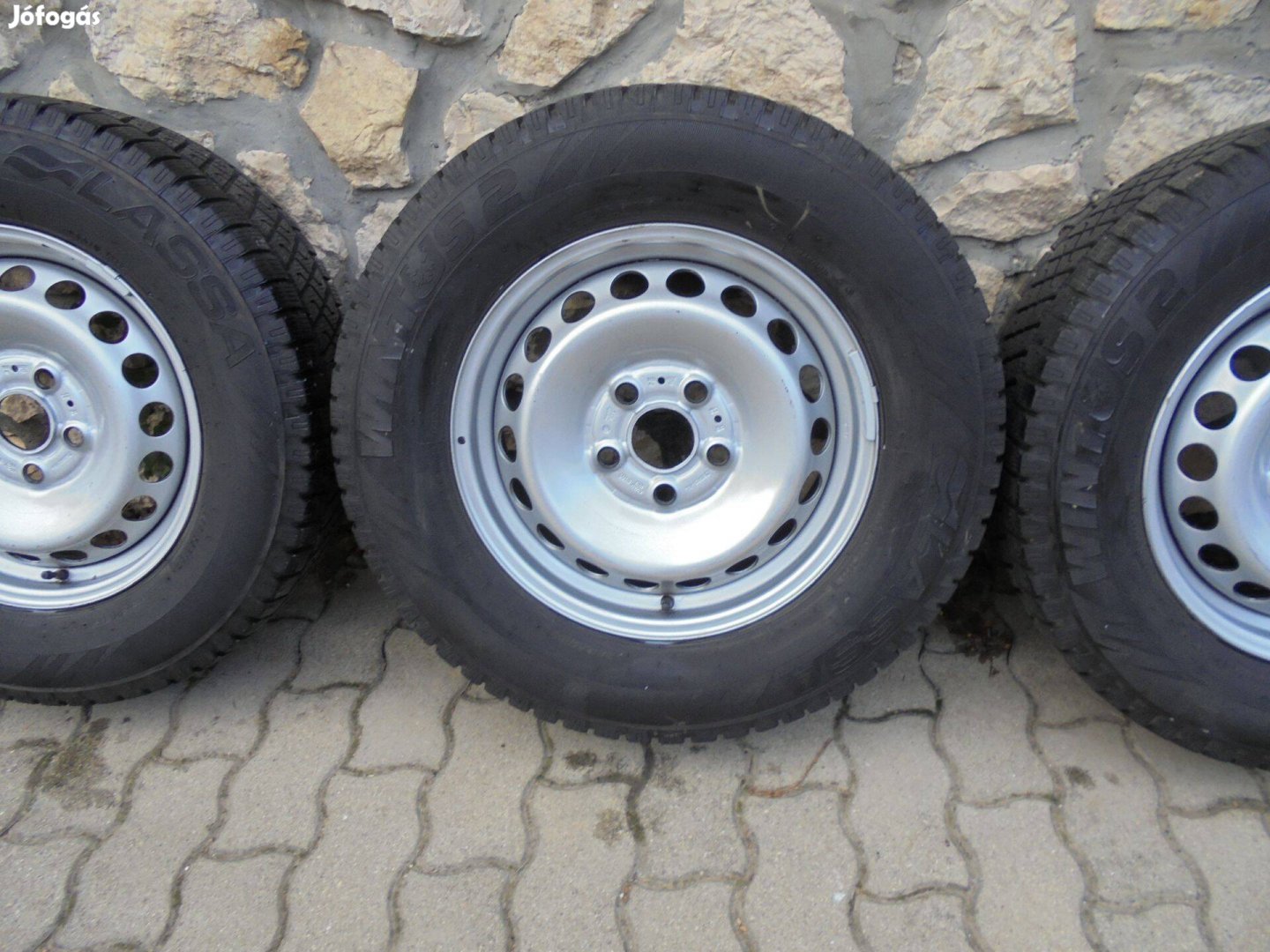 Újszerű 16-os Vw TGK téki kerék garnitúra eladó