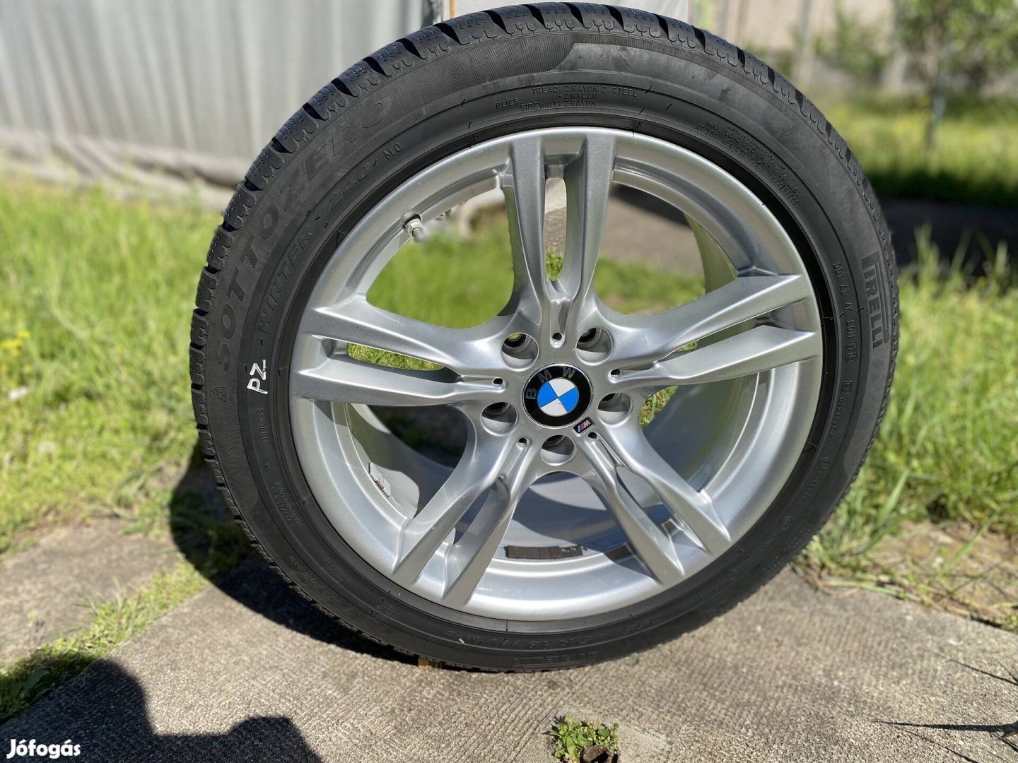 Újszerű 18"-os gyári BMW alufelni szett 8-9Jx18H2