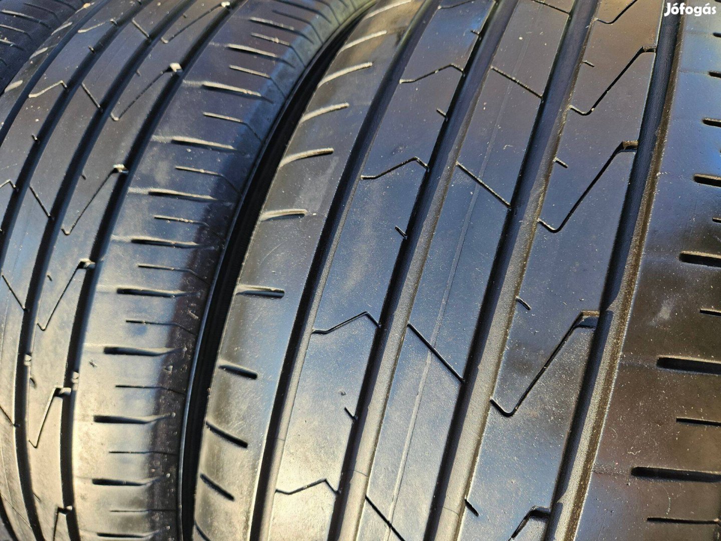 Újszerű 205/55R16 Hankook Nyári Gumi Szett - DOT20 - Ár/4db