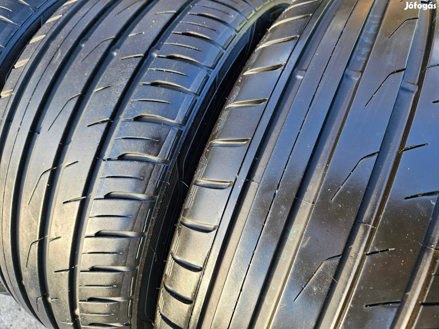 Újszerű 225/45R17 Toyo Nyári Gumi Szett ~7mm - DOT21 - Ár/4db