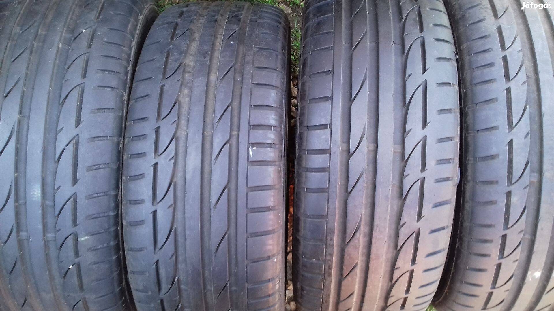 Újszerű 225/45r17 nyári Bridgestone garnitúra