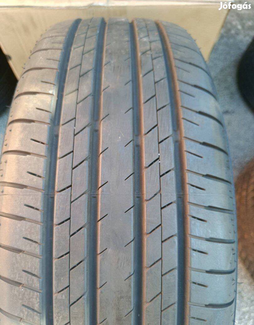 Újszerű 225/60 18 Bridgestone nyári gumi r18 " dot18