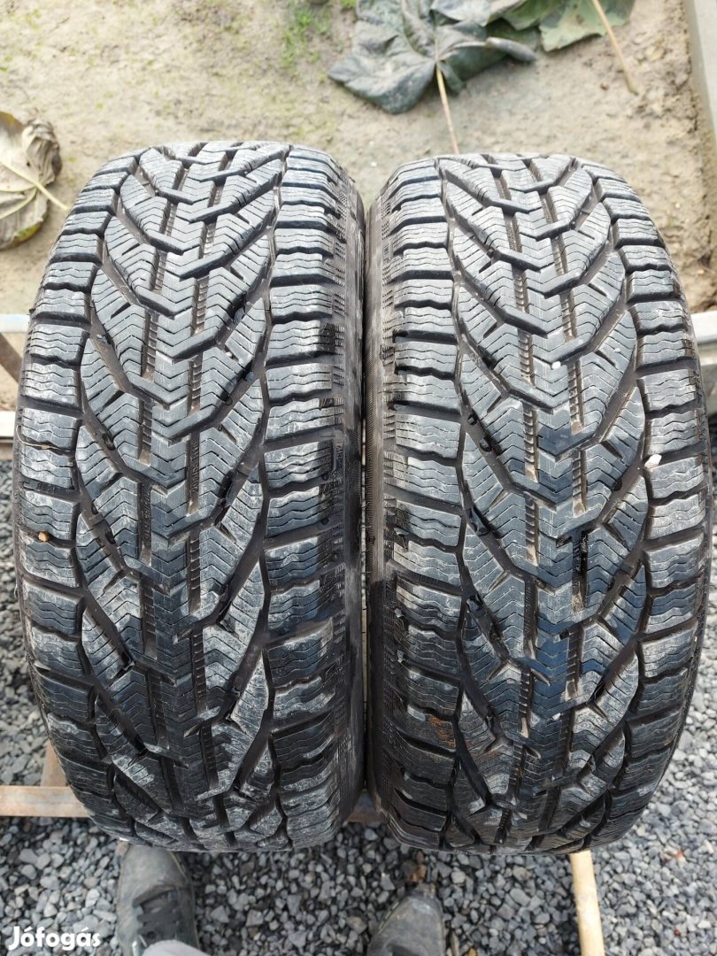 Újszerű 2db Taurus 205/55 r16 téli gumi eladó 2019