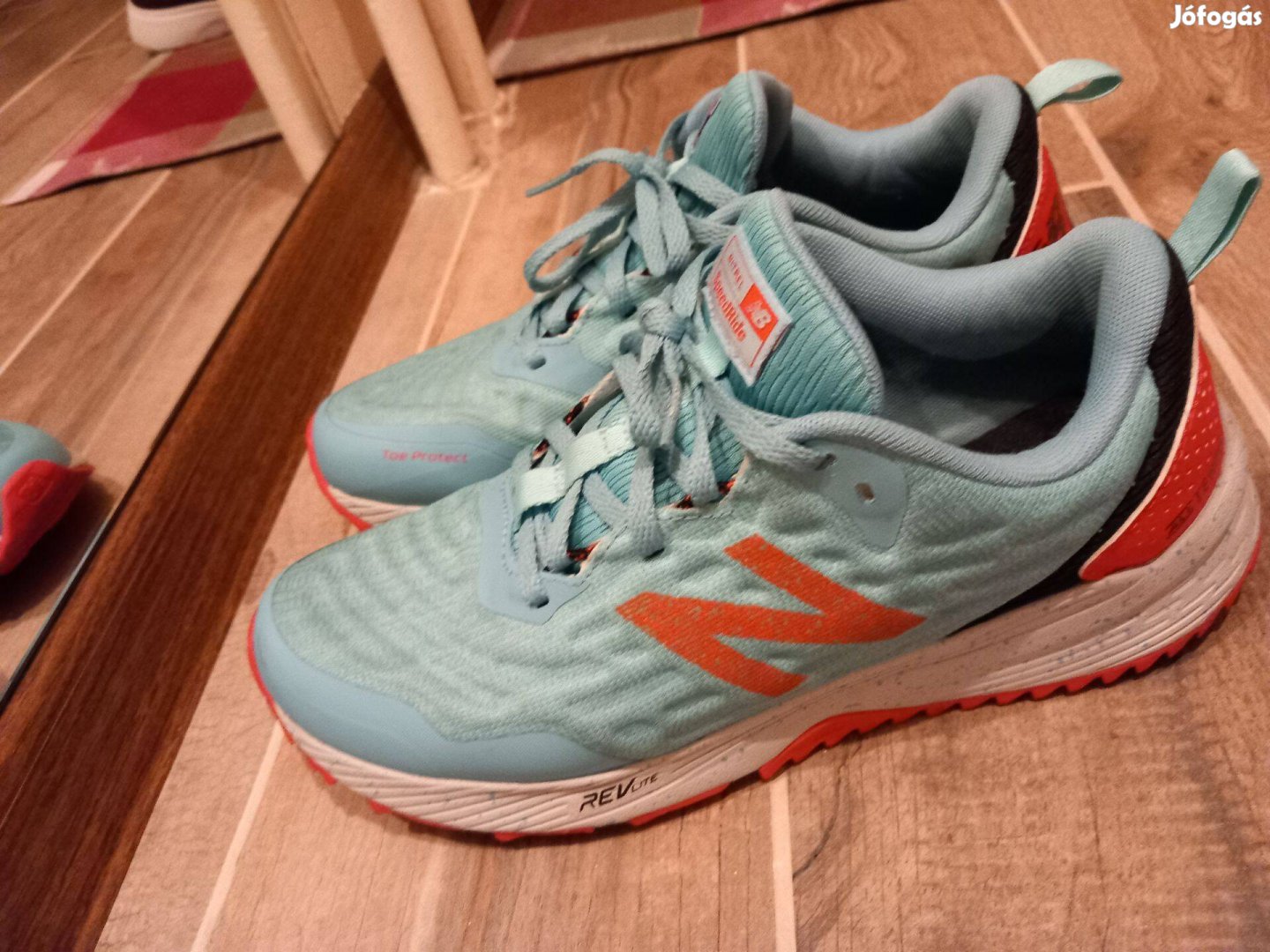 Újszerű 39-es new balance edzőcipő