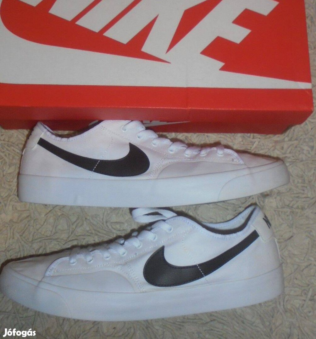 Újszerű 46-s Nike SB Blazer Court sportcipő, vászoncipő 26eft helyett