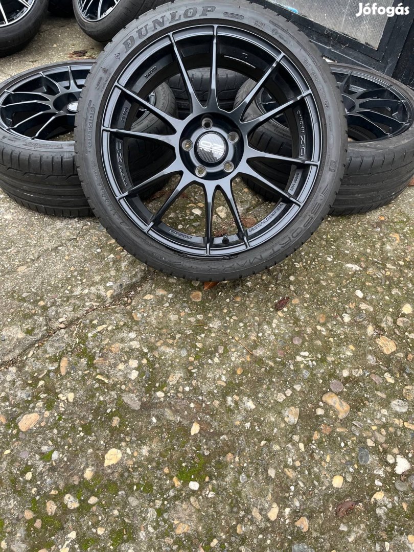Újszerű 5x112 18 8j et45 OZ Ultraleggera