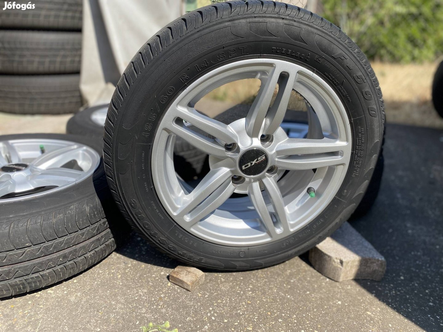 Újszerű 6x14" 4x100-as alufelni szett 185/60R14