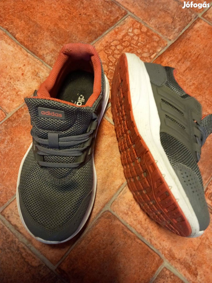 Újszerű Adidas női csere is nagyobbra