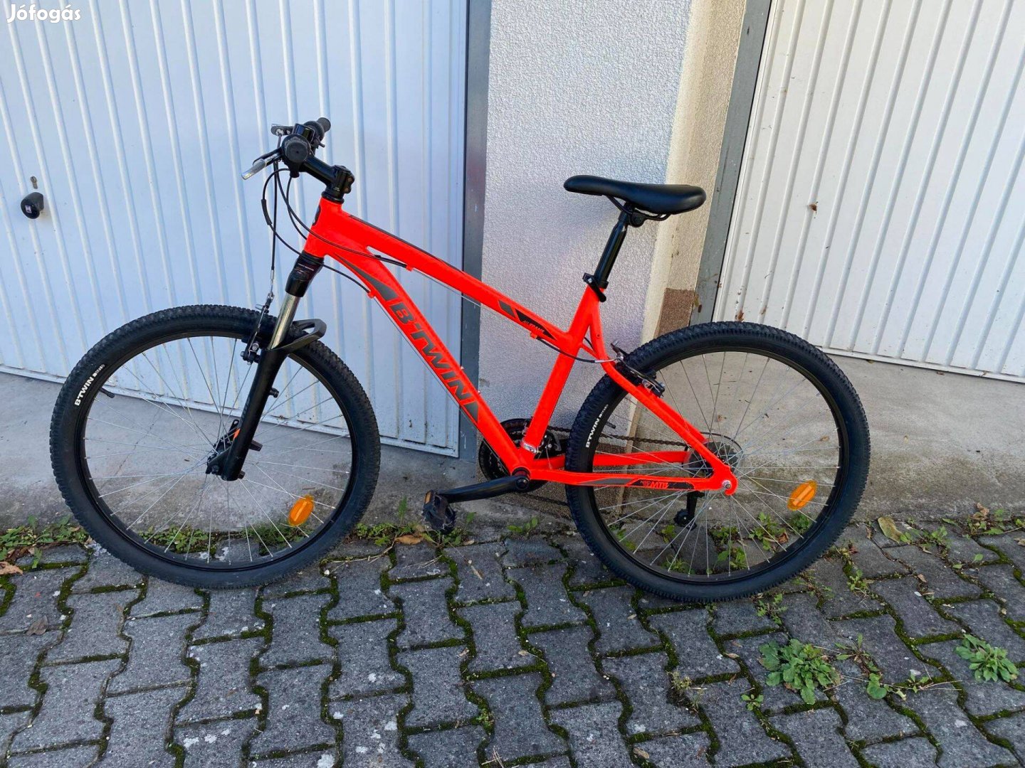 Újszerú Btwin Rockrider 340 MTB 26" alumínium vázas kerékpár