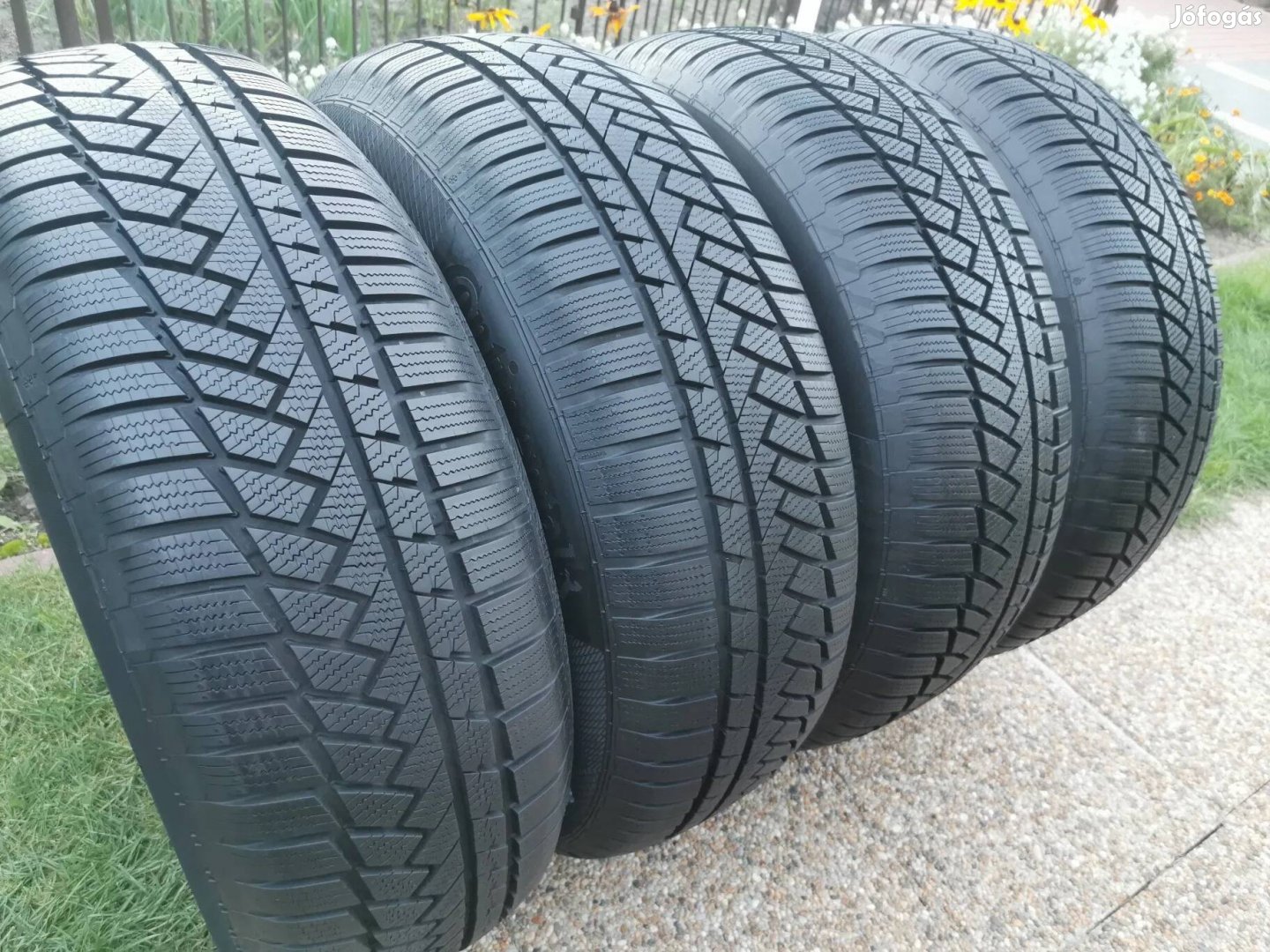 Újszerű Continental Teli Szett 205/55R16"