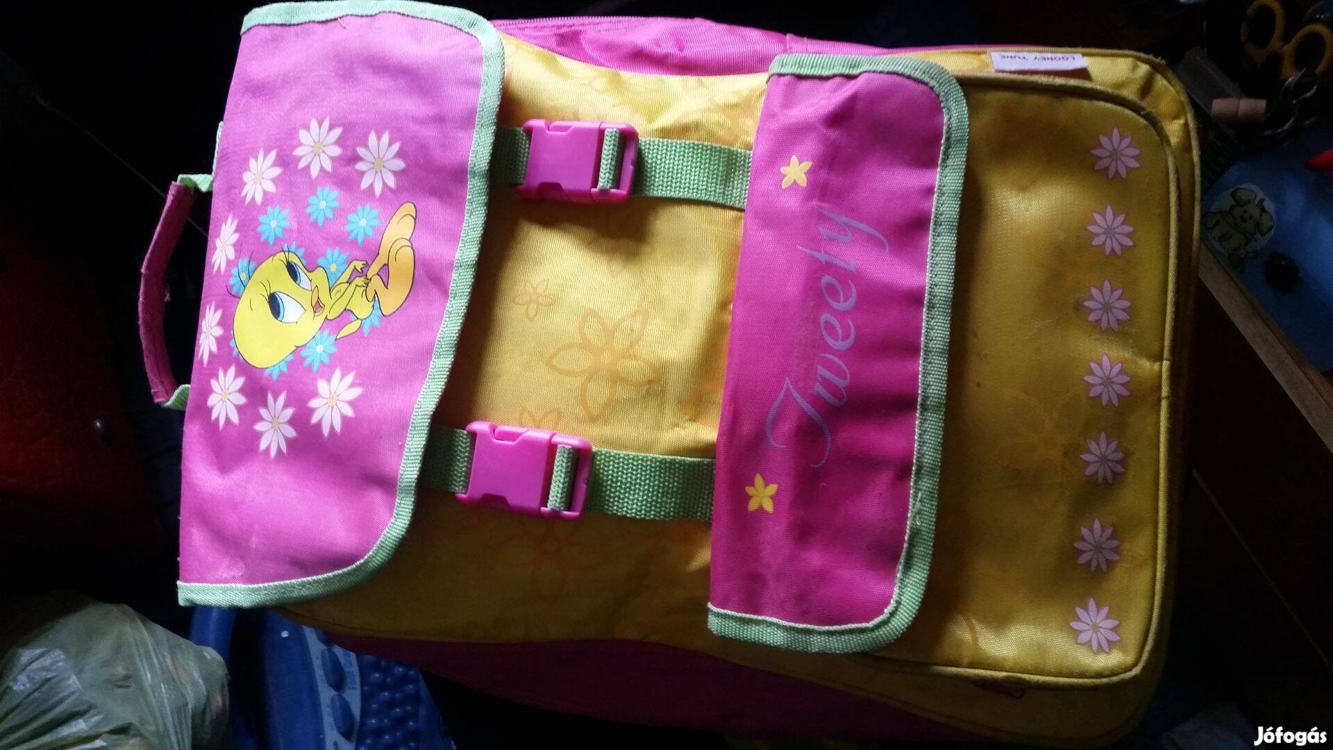 Újszerű Csőrike iskolatáska torna-táska, tornazsák,