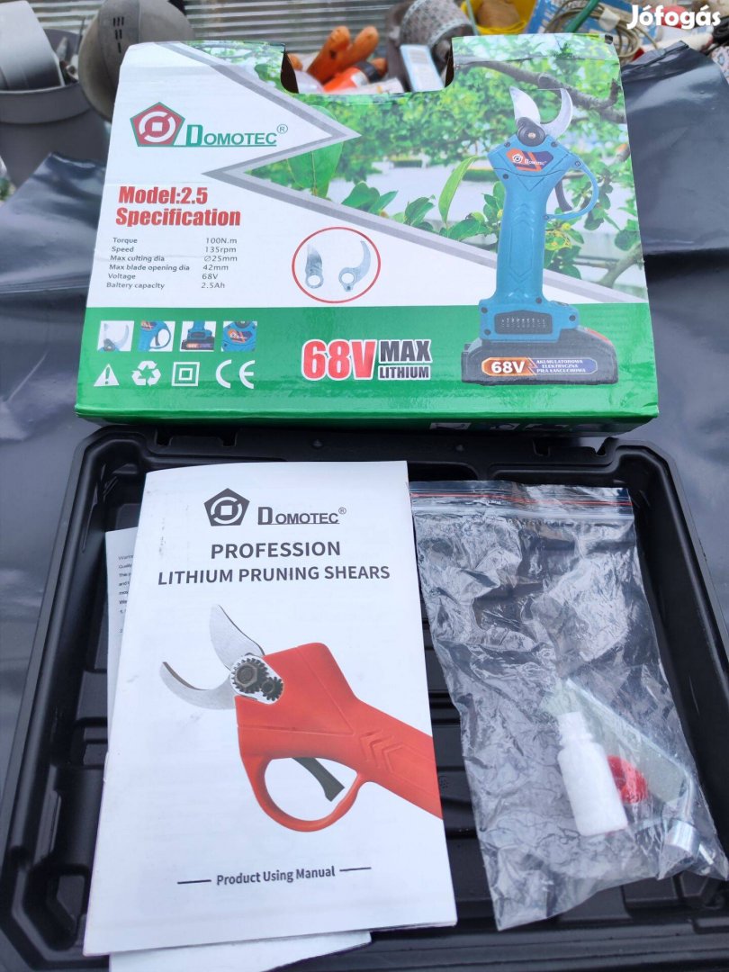 Újszerű Domotec akkus metszőolló ágvágó kishibás 2 akku