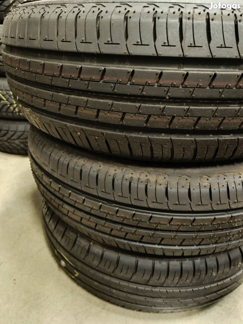 Újszerű Dunlop nyári gumik 175/65 R15 3 DB!