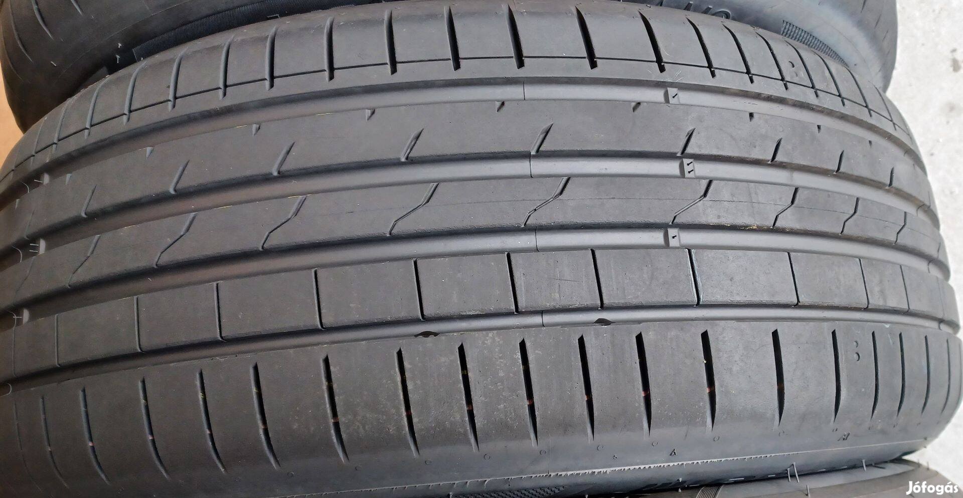 Újszerű Hankook Ventus S1 Evo3 MO 225/55 R18 nyári gumik 4db