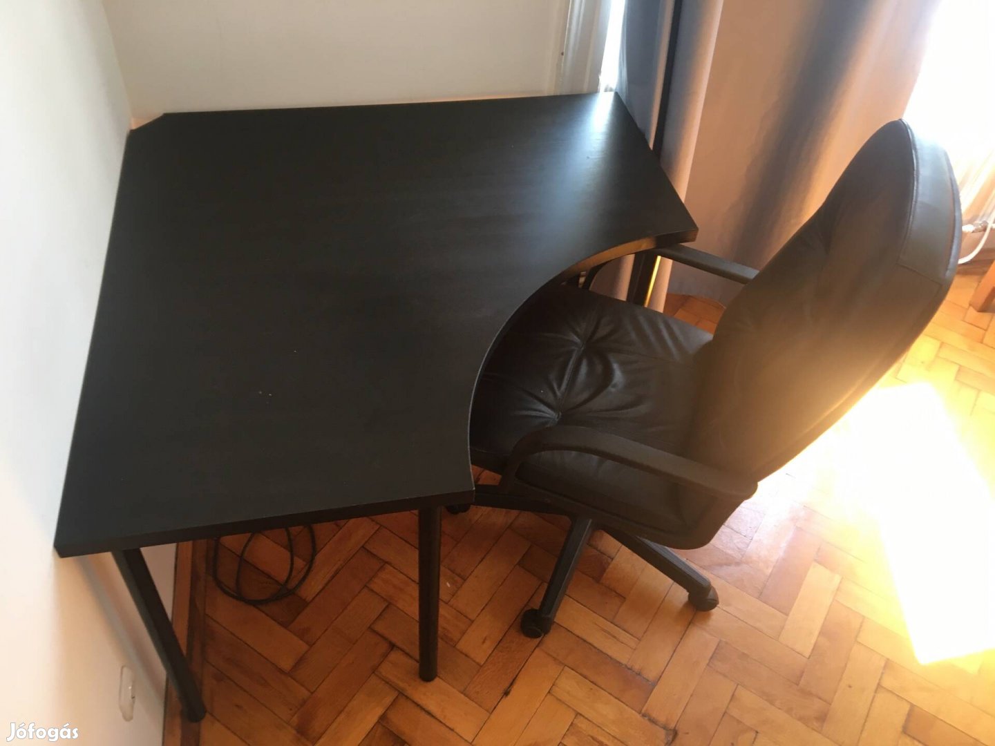 Újszerű Ikea fekete-barna Linnmon sarok íróasztal