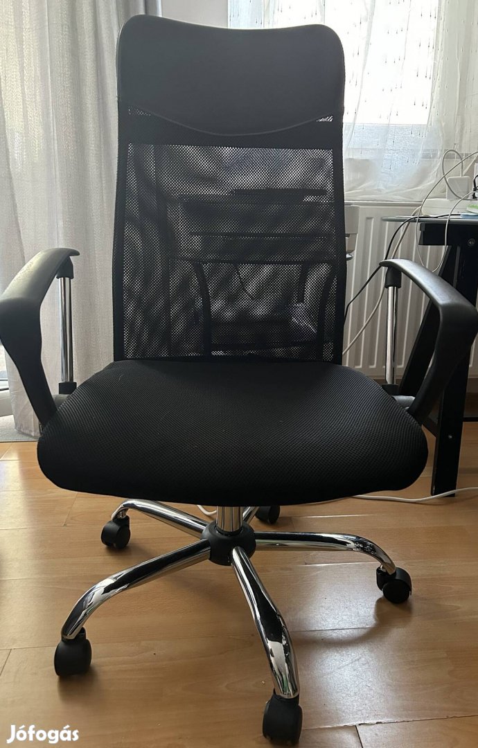 Újszerű Iroda szék 