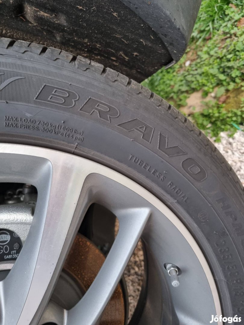 Újszerű Maxxis Bravo hpm5 235/50r18 97v