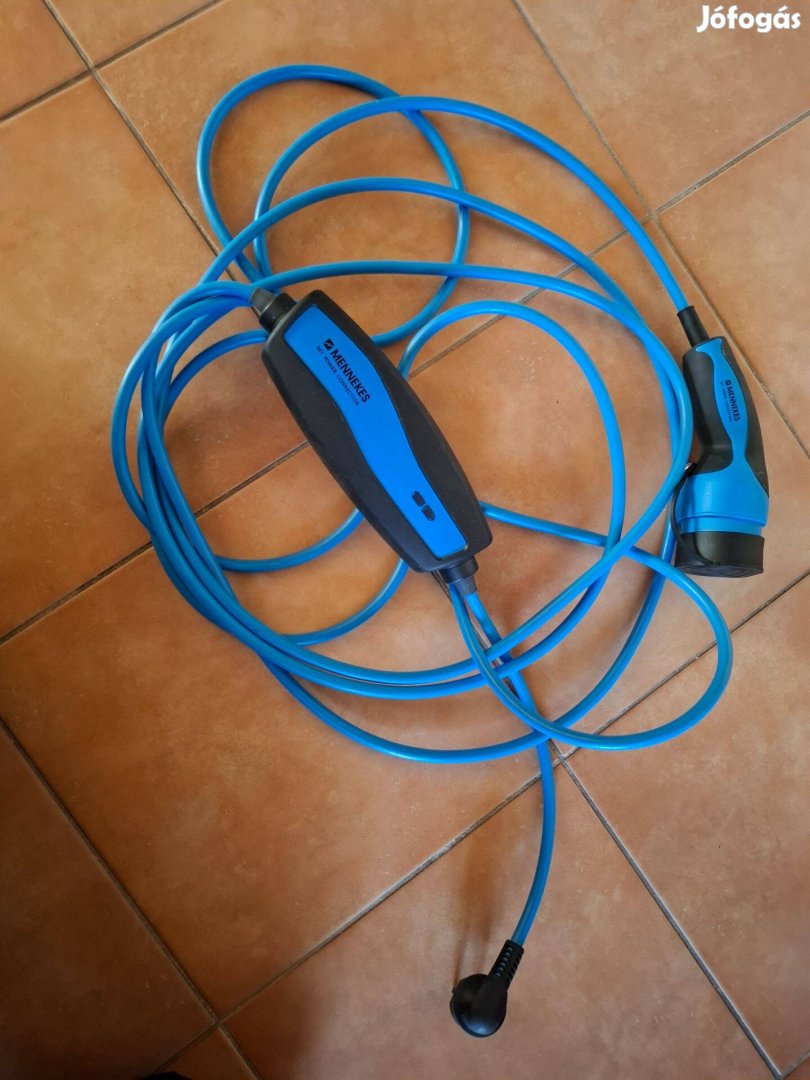Újszerű Mennekes Type 2 elektromos autó tóltő eladó!