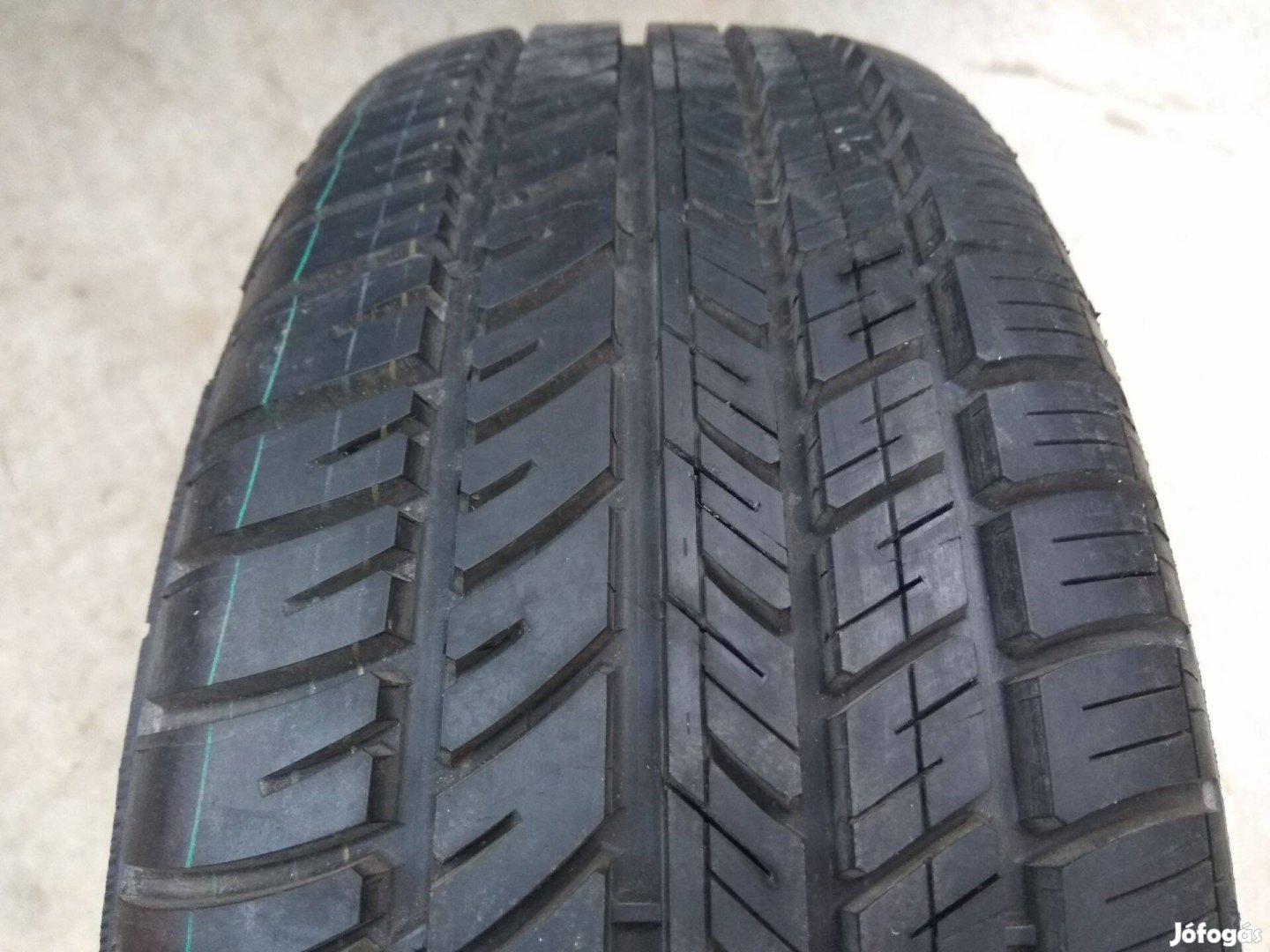 Újszerű Michelin Energy gumi abroncs felnivel 185/65 R14