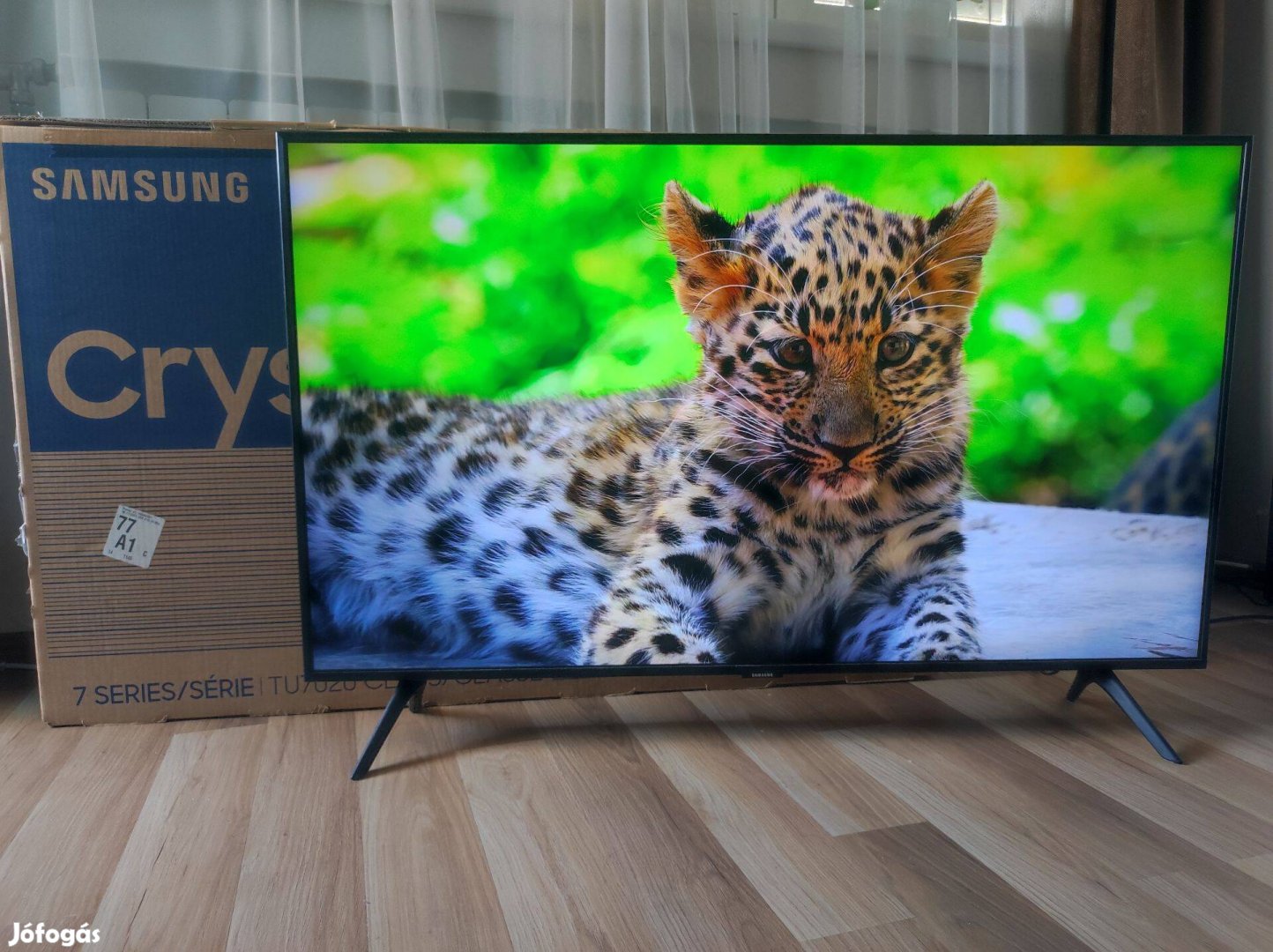 Újszerű Samsung 4K Crystal UHD Smart TV 43 col, 108 cm