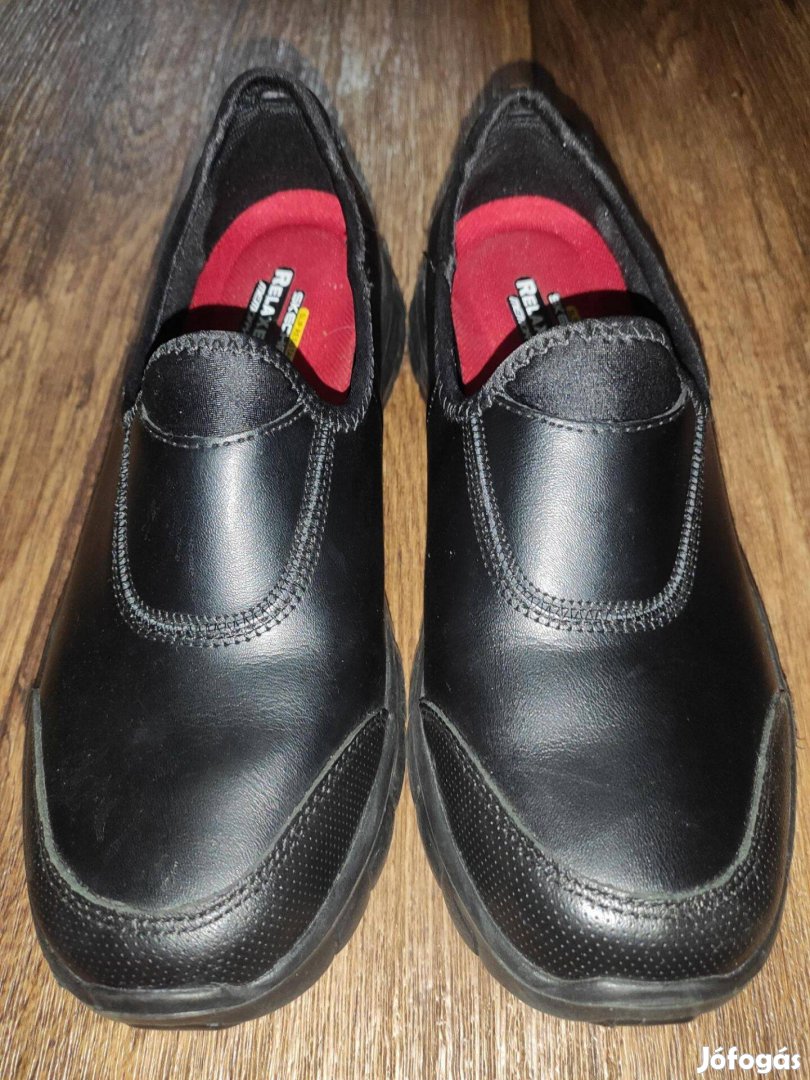 Újszerű Skechers Relaxed Fit - Sure Track női munkavédelmi bőr cipő