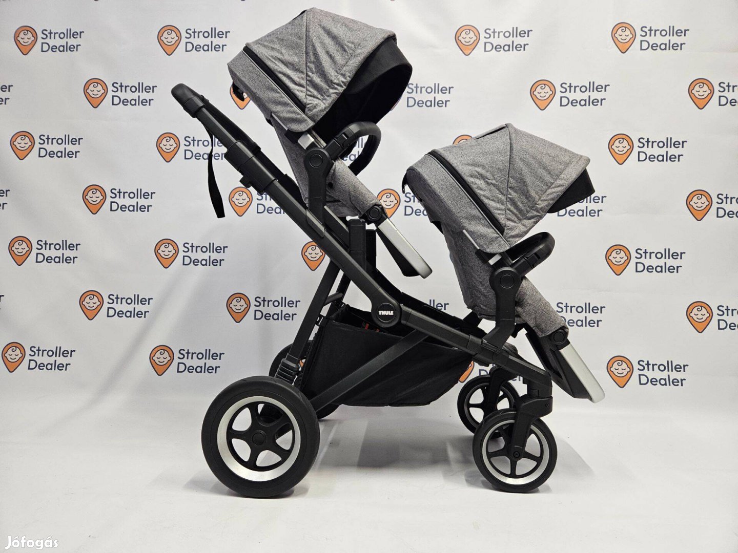 Újszerű Thule Sleek babakocsi, iker testvér, ikerbabakocsi