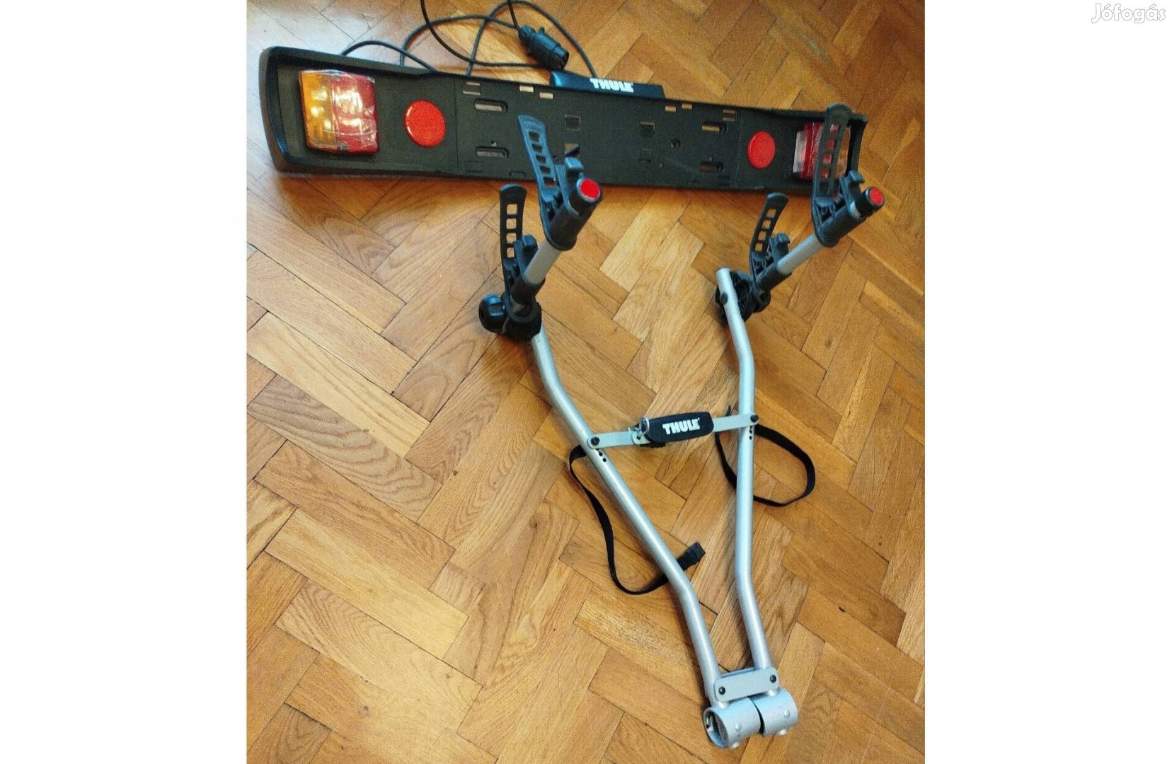 Újszerű Thule Xpress 2 vonóhorog kerékpárszállító + világítás