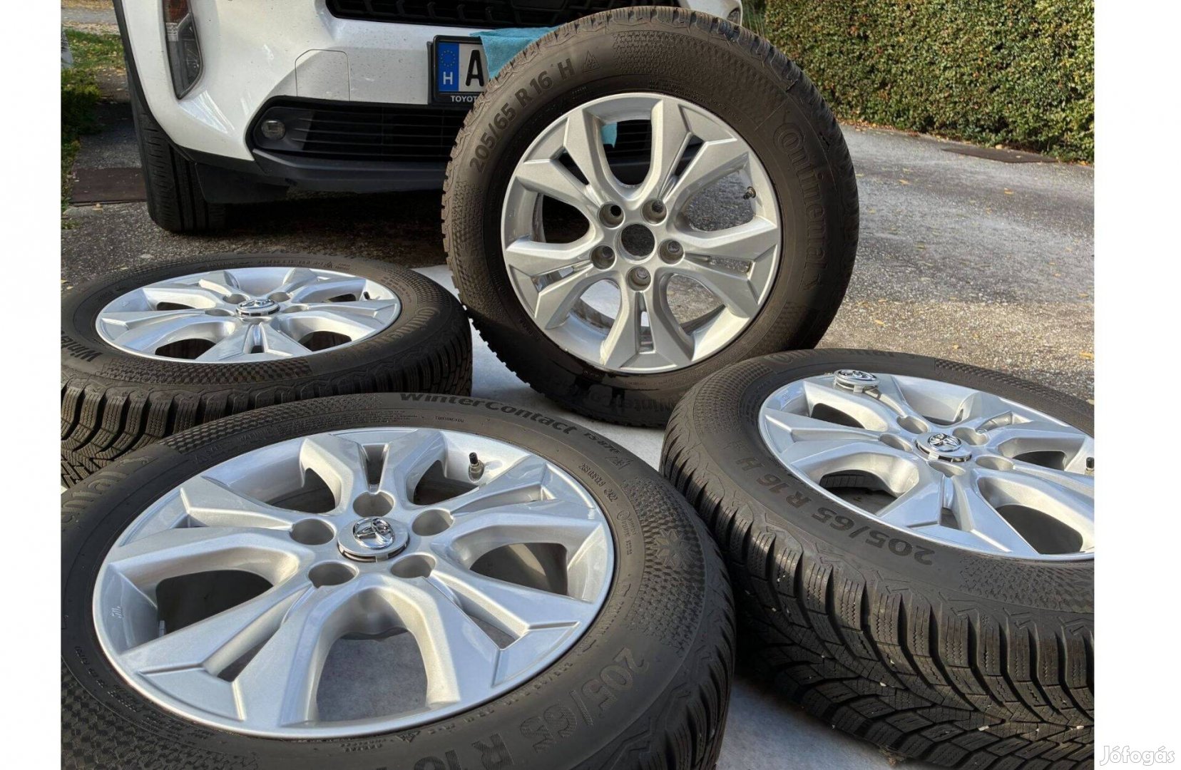 Újszerű Toyota Yaris Cross télikerék garnitúra!