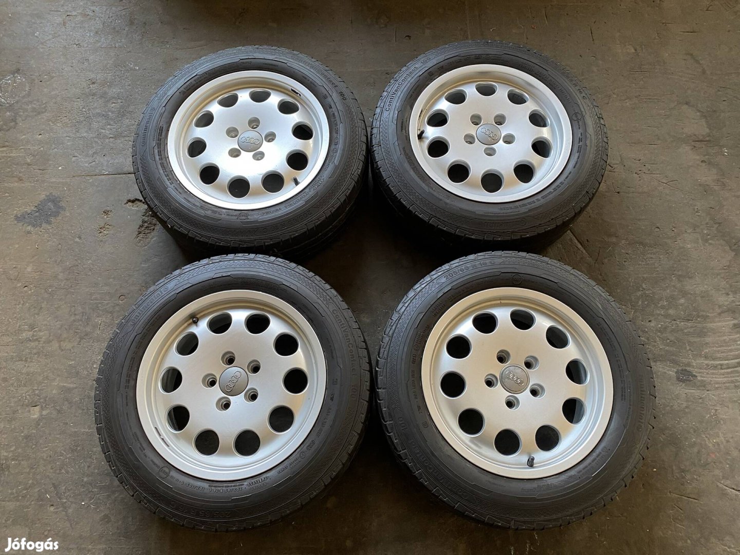 Újszerű VW T4 gyári kerékszett 205/65R16C nyári DOT0421