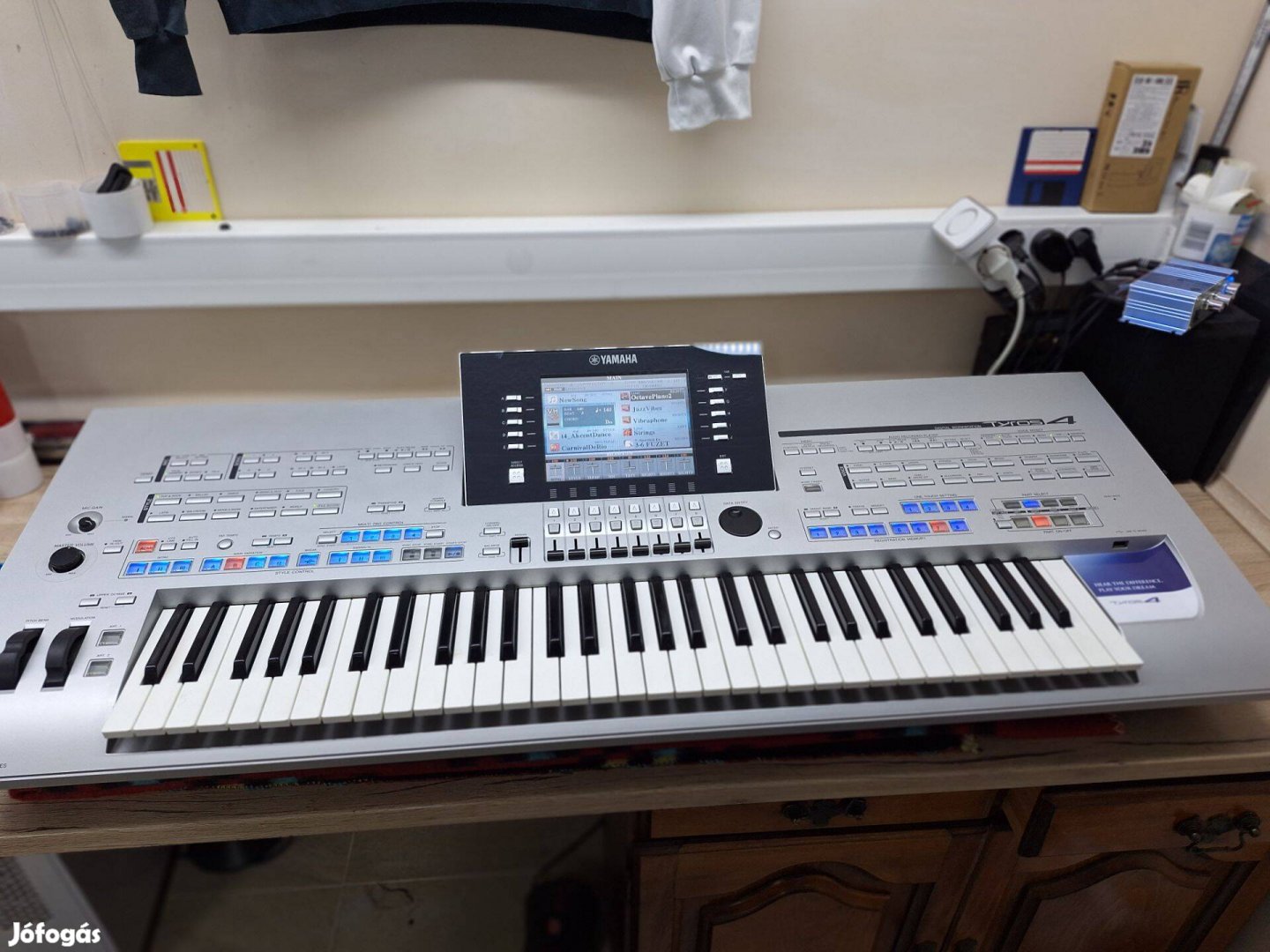 Újszerű Yamaha Tyros 4 H3583