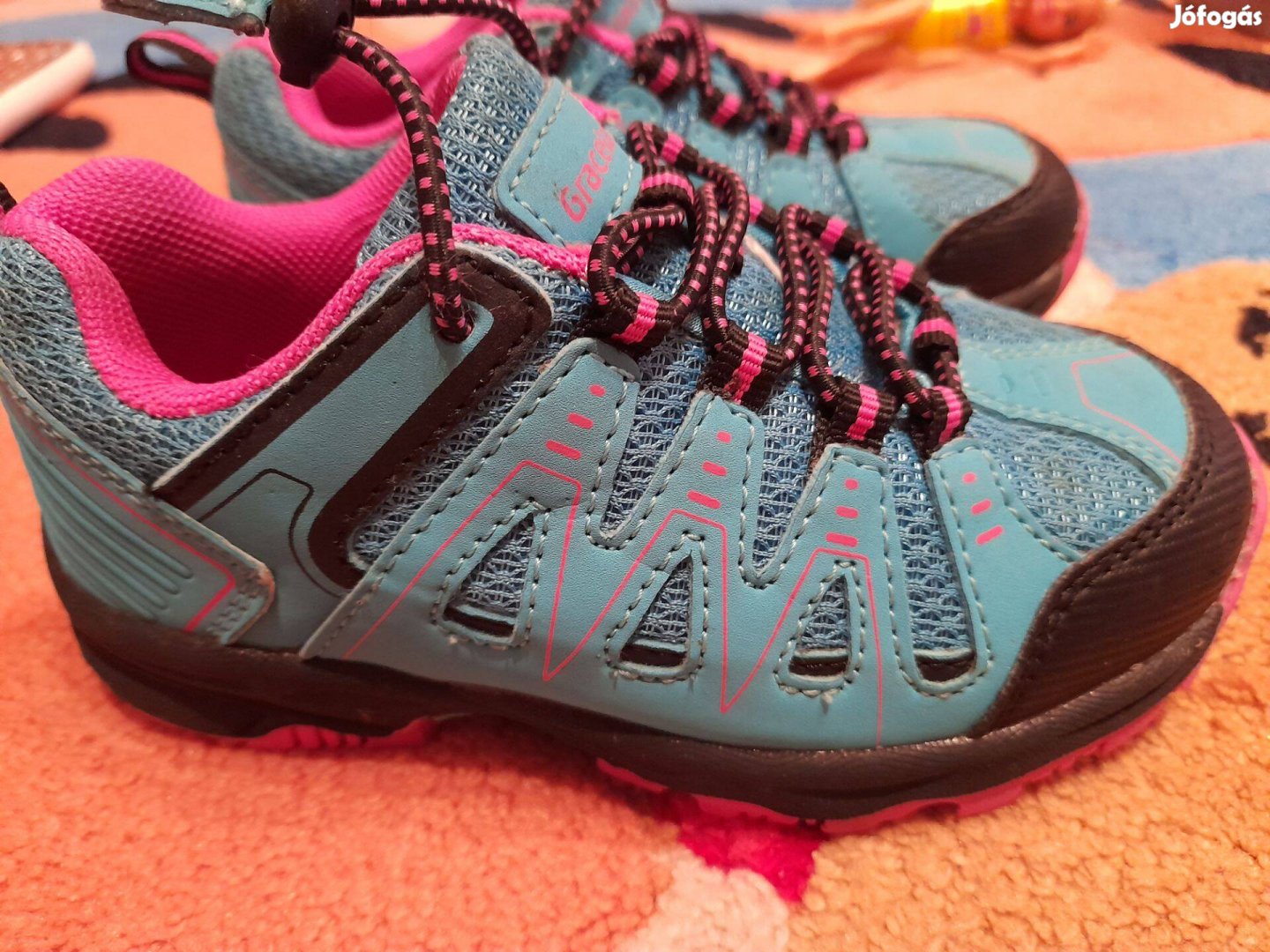 Újszerű, 26-os kislány tavaszi cipő